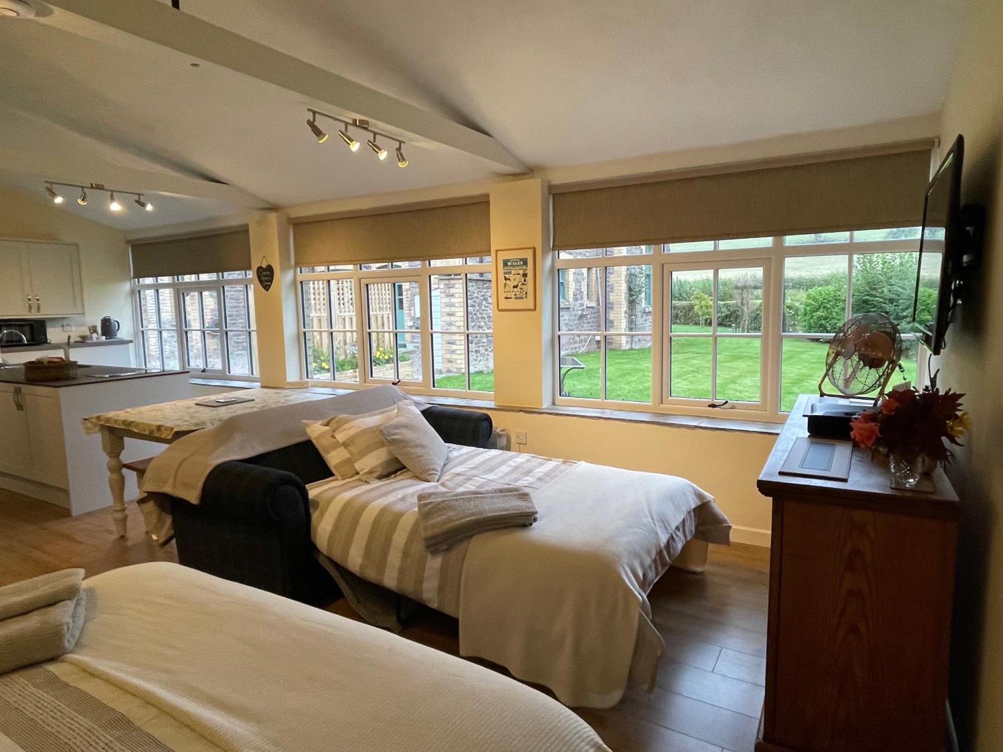 טלגרת' Tegfan Garden Suite מראה חיצוני תמונה